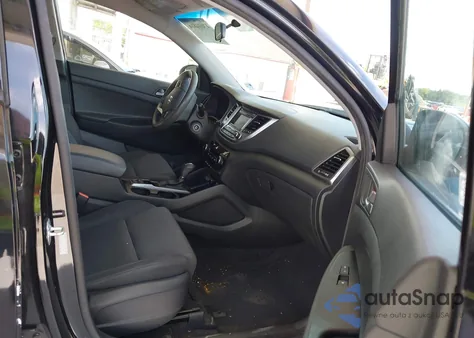 2017 Hyundai Tucson Se z USA, uszkodzony, nr VIN KM8J33A40HU462623